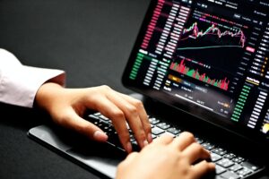 Dividend Adjustments Work on Share and Index CFDs